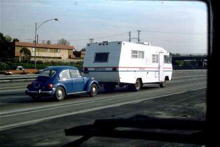 1976-02-CALI-LA-freeway-03