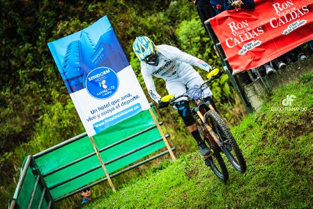 Downhill Urbano 2022
