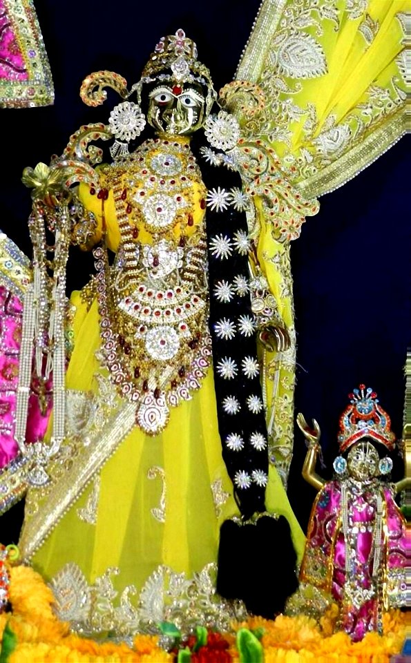 Shrimati Radharani : Шримати Радхарани
