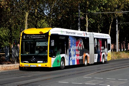 HEAG mobilo, Darmstadt (HE) - Wagen 421 - DA-BH 421E - Mercedes-Benz O 530 eCitaro G (2021) - Darmstadt, 02.09.2022 photo