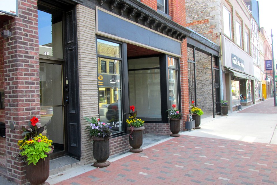 Attractive storefront