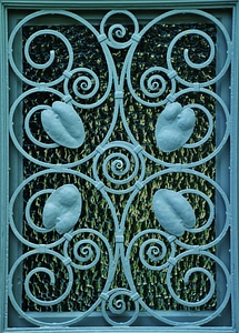 Plastic metal ornament structures