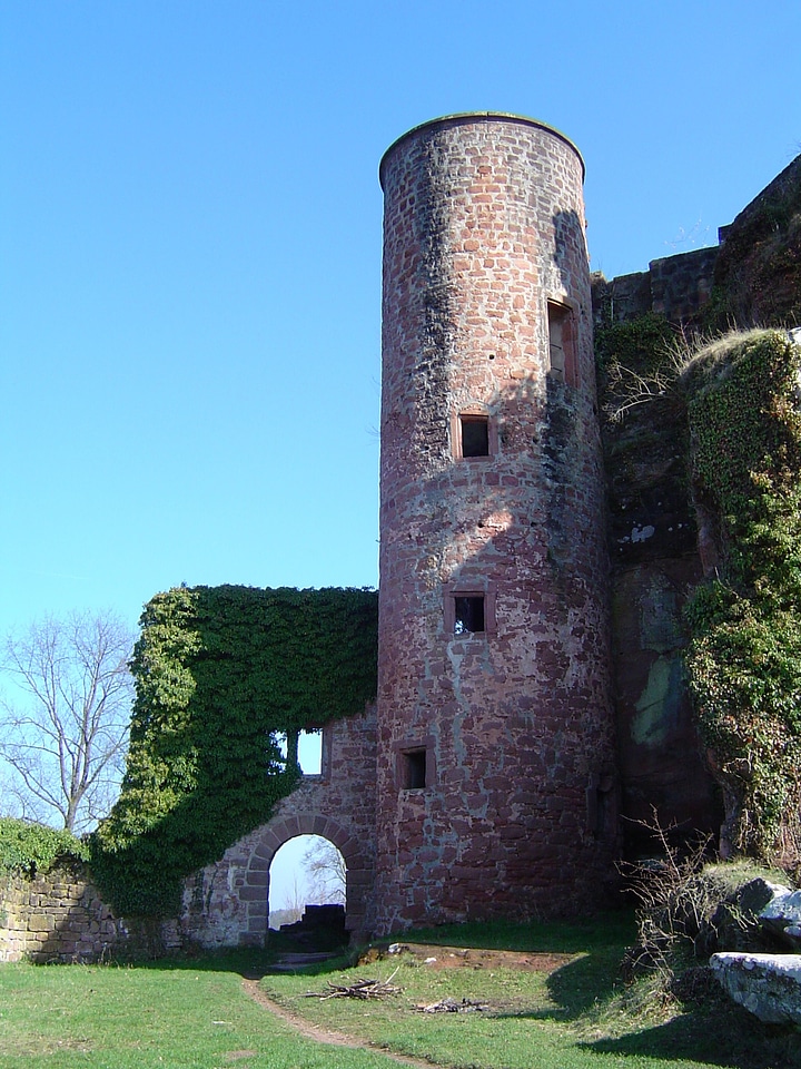 Ruin of castle neudahn