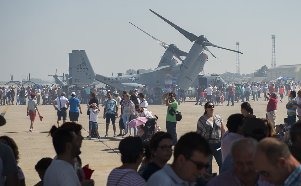 Air Show in Moran Air Base photo