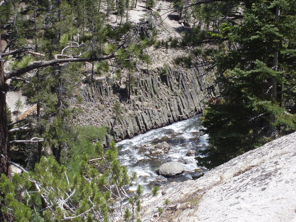 San Joaquin River and Devils Postpile