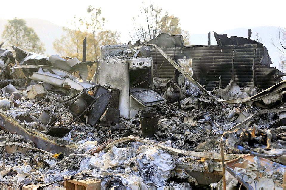 CA-Valley-Fire-09