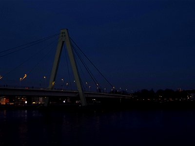 Abendspaziergang Severinsbrücke photo