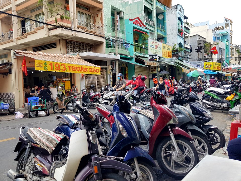 Phố sủi cảo người Hoa
