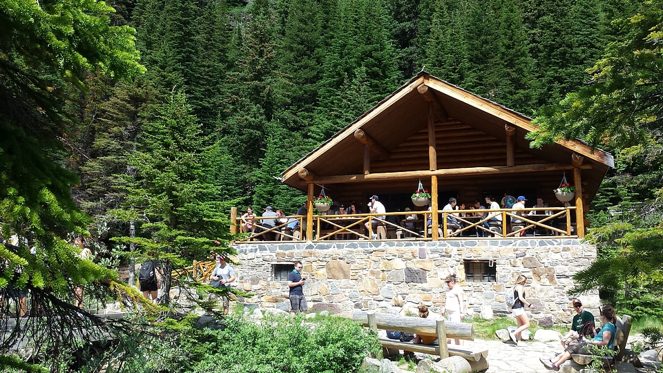 Log cabin lodge on Emerald Lake, Banff National Park, Canada
