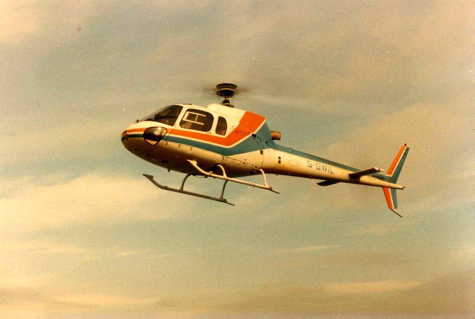 Unknown Helicopter G-GWIL Photo 3