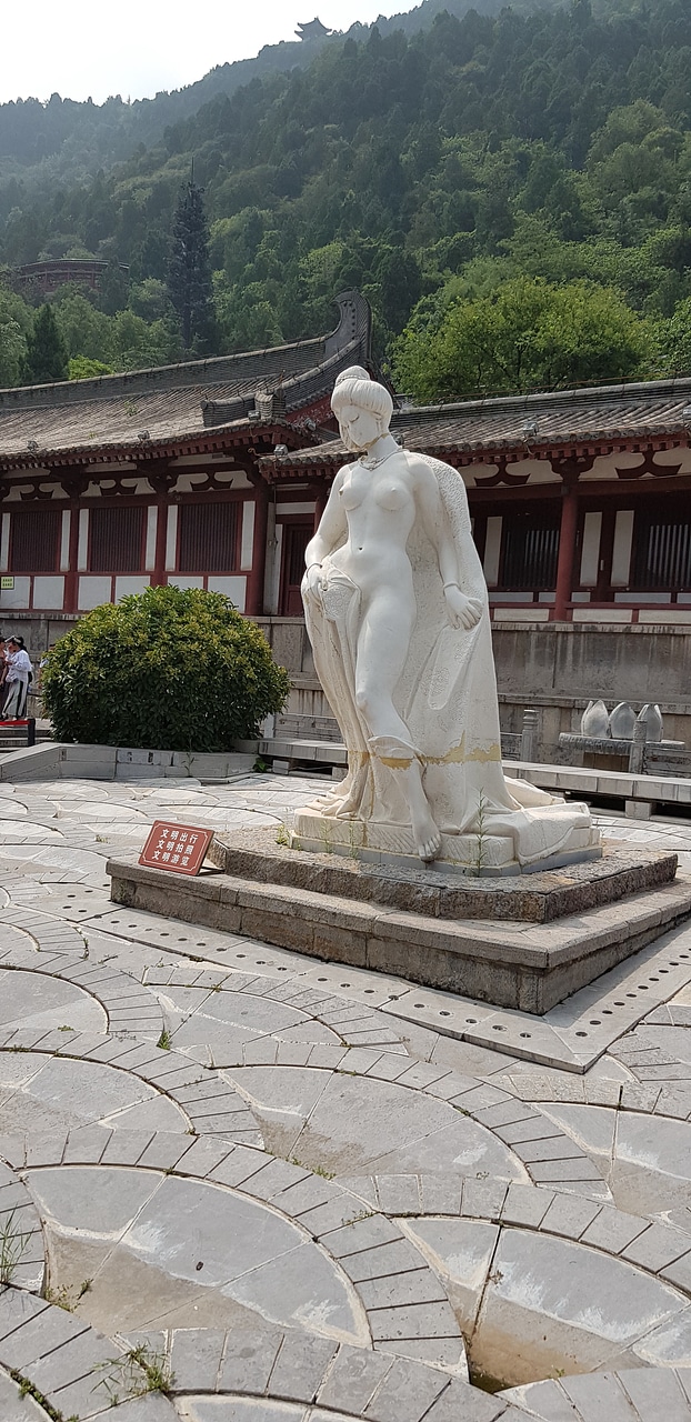 Statue of Yang Guifei in Xi an, China