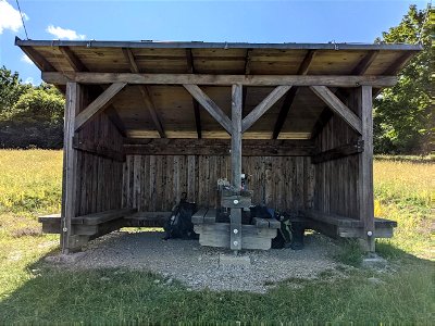 Hütte zwischen Osterburg und Arnsberg