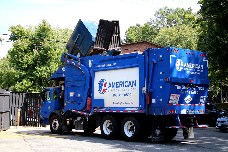 American Disposal truck 167 | Autocar ACX McNeilus Ngen Atlantic