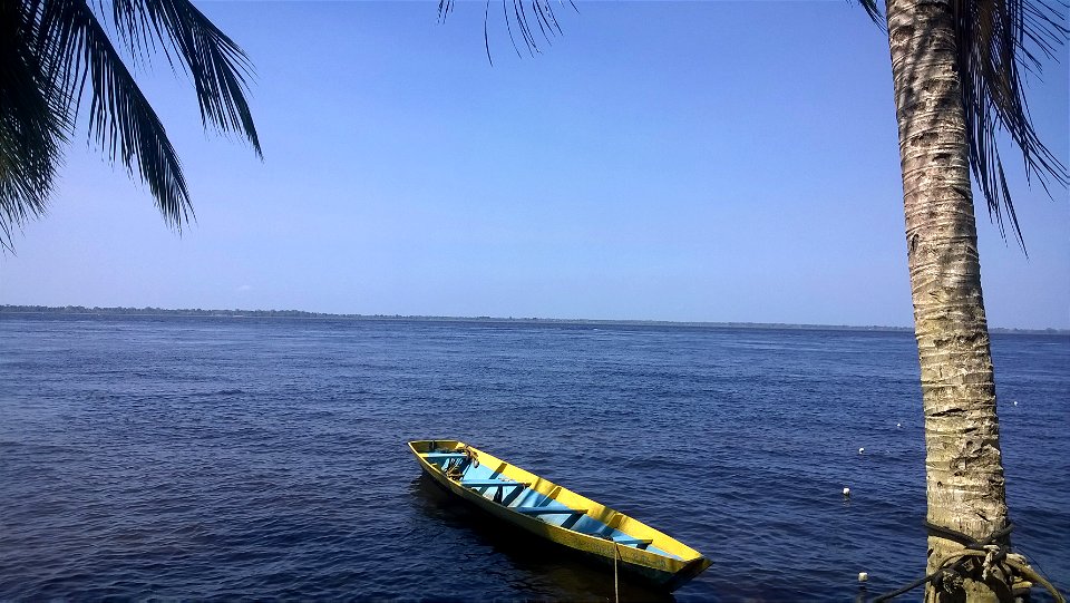 Canoa e Rio