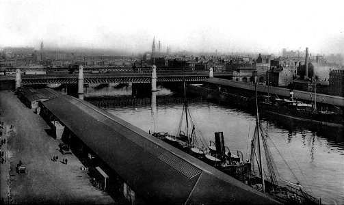 river clyde x bridge glasgow from original postcard hi-res photo