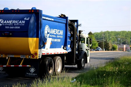 American Disposal truck 432 photo