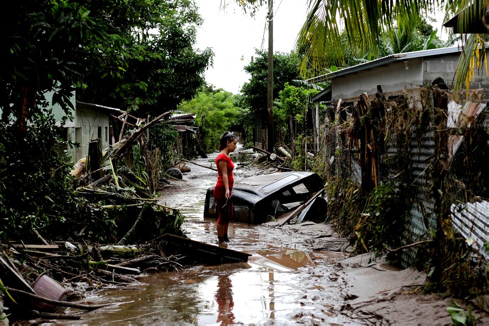 106806318-16070850822020-12-04t110151z_1392206137_rc2bgk94ci4s_rtrmadp_0_usa-immigration-storms