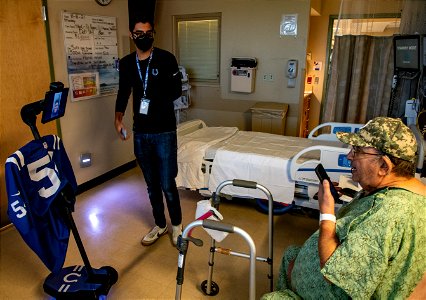 20170712 Colts Robot Visit to Patients 0033.jpg photo