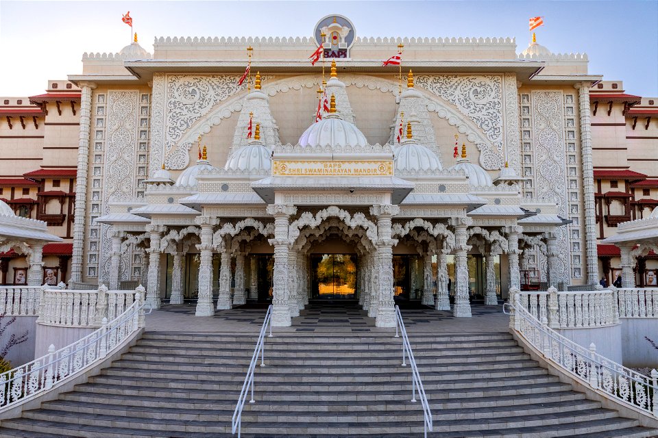 Hindu Temple Edison Baps