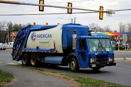 American Disposal Truck 534