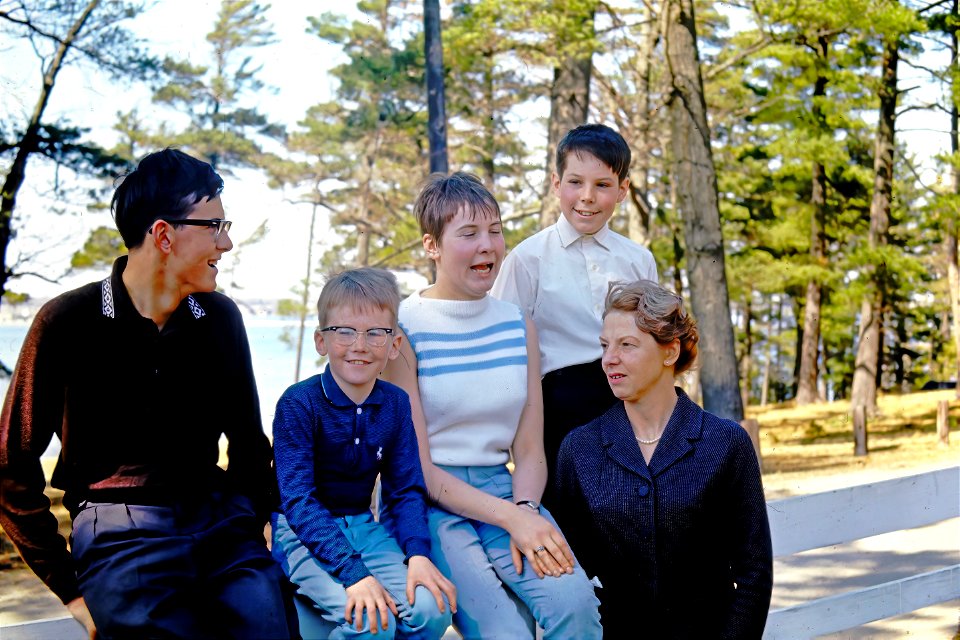 Tom-Peter-Chris-Tim-Mom