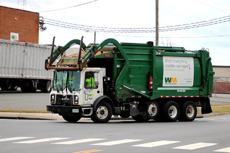 Ex ESI Truck 214145 | Mack MRU Heil Half/Pack photo