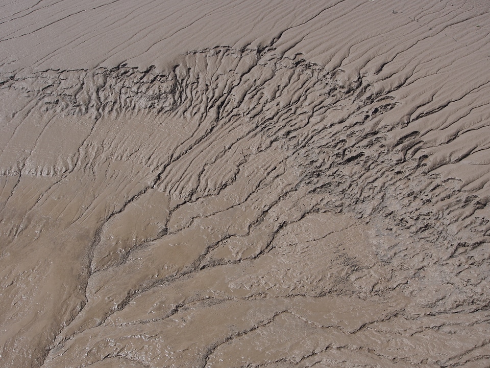 Texture drainage pattern