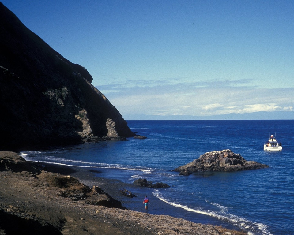 The cobblestone beach at Frenchy’s Cove