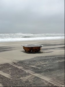 Hot tub on beach photo