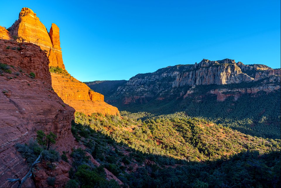 Mitten Ridge (Cow Pies and Hangover Trails)