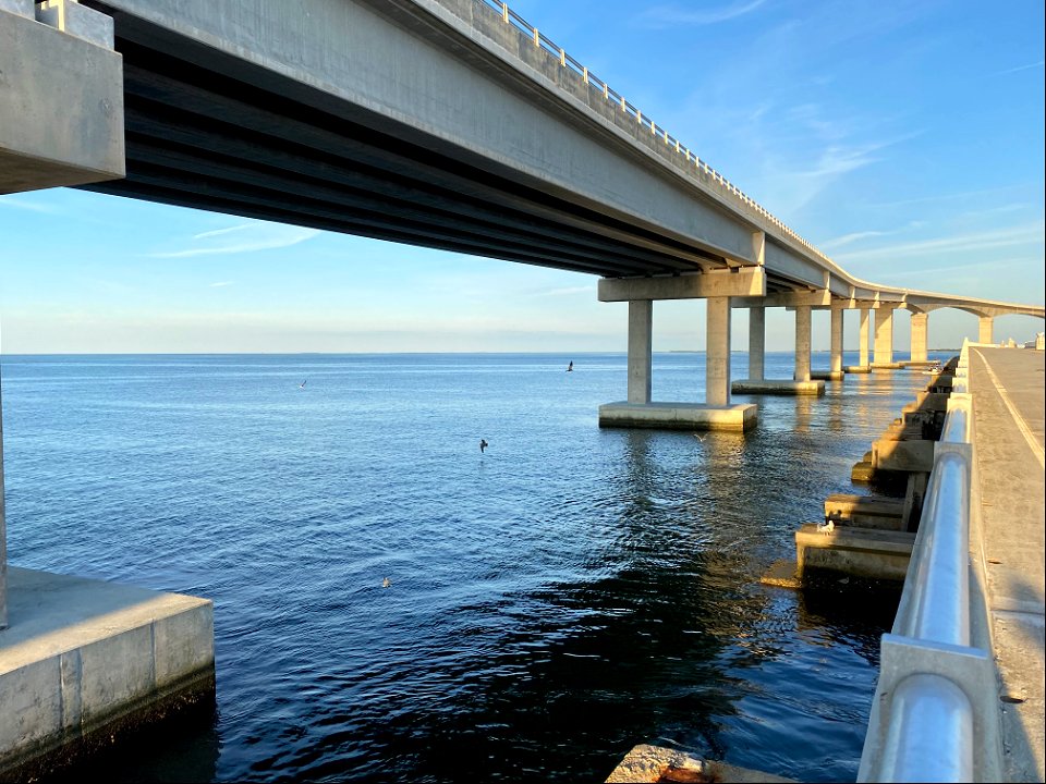 Bonner Bridge Pier looking over the side 10-01-2021