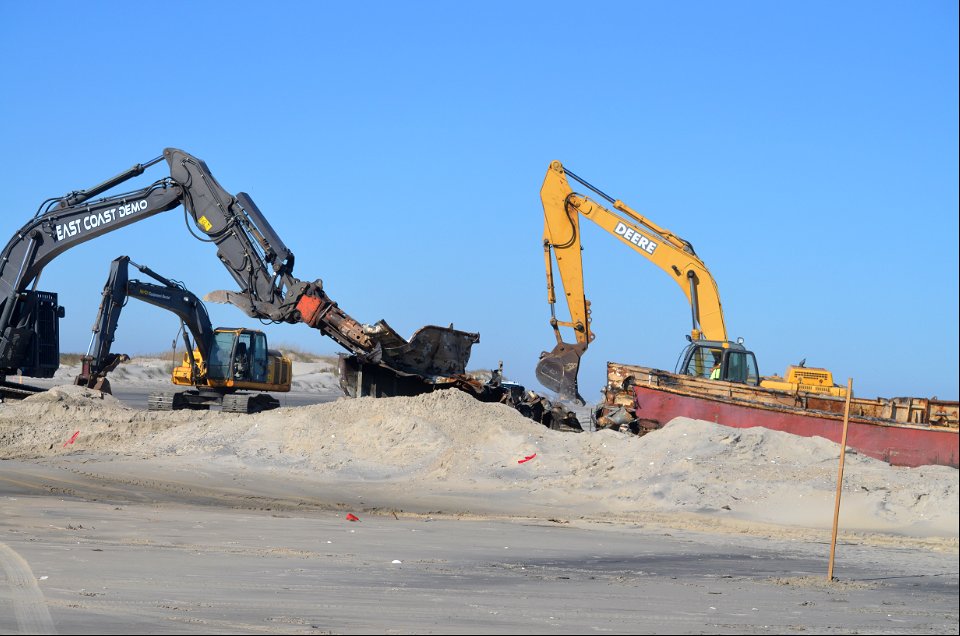 Ocean Pursuit removal progress 11-09-2021