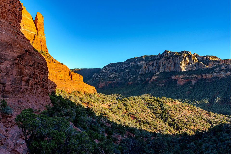 Mitten Ridge (Cow Pies and Hangover Trails)