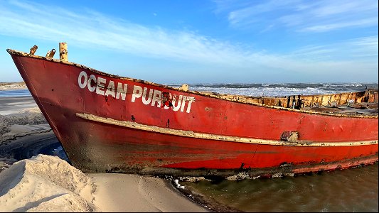Ocean Pursuit removal progress 11-08-2021