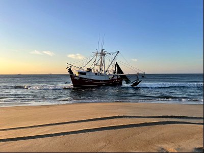 Fishing vessel Jonathan Ryan grounding 11-29-2021