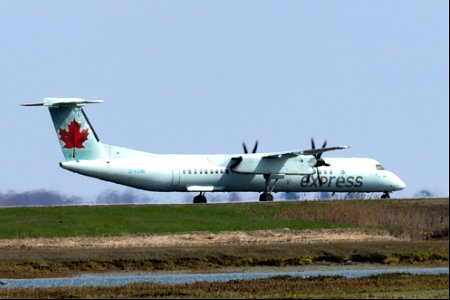 Air Canada Express DHC 8-400 arriving at BOS photo