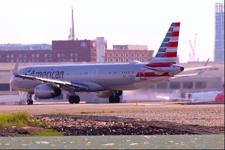 American Airlines A321-200 departing BOS photo
