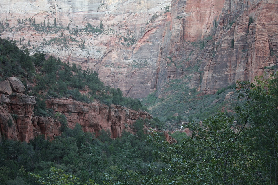 Giant cliff on the bottom of Grand Canyon