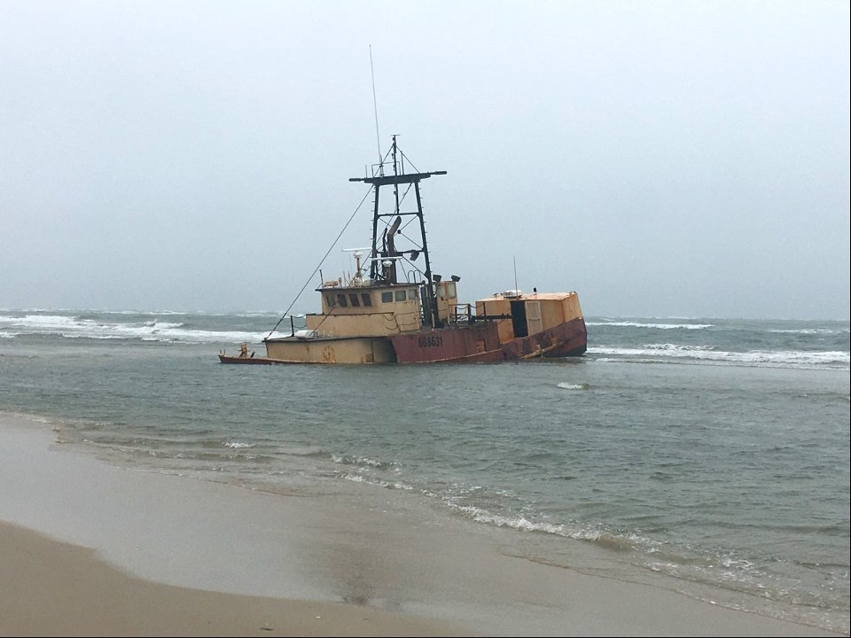 Ocean Pursuit grounded vessel 03-25-2020