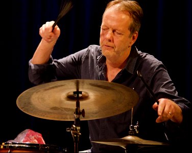 Ingrid Laubrock Anti-HouseIngrid Laubrock Quintet 24 september 2014 BIM Amsterdam - Tom Rainey