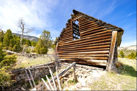 Custer Gallatin National Forest: Deaf Jim Cabin root cellar photo