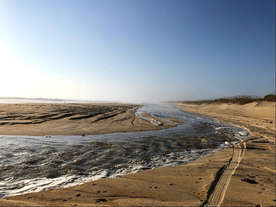 Hurricane Larry - near Ramp 4 on Bodie Island (AM) 09-08-2021