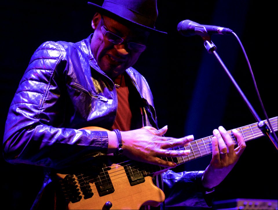 Lionel Loueke Trio, 3 april 2016 BIM Amsterdam - Lionel Loueke