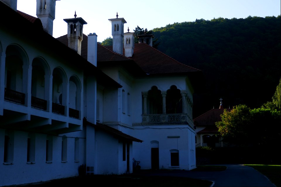 Sambata_monastery_mo2018_0826_083831