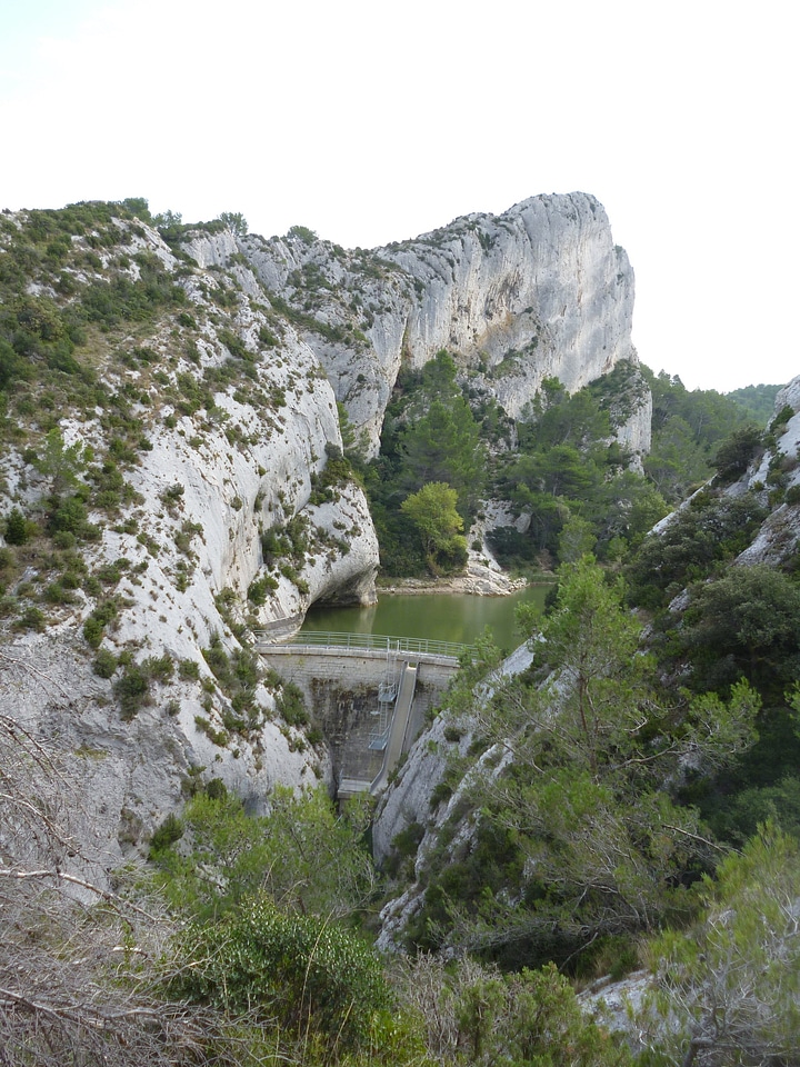 Peirou dam in France