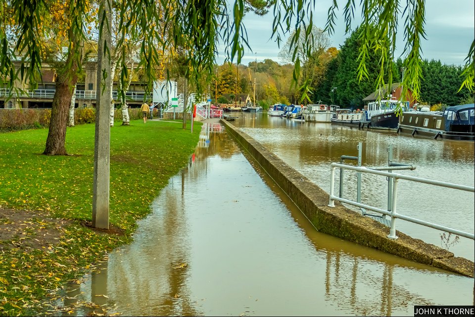 Allington Lock River Medway Flood