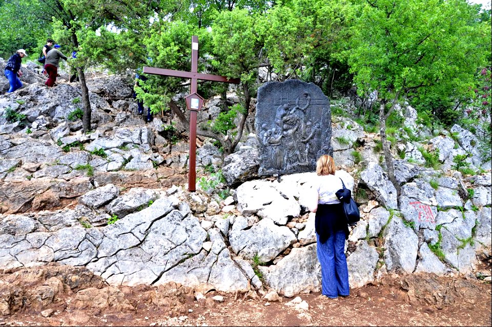 gnuckx10065963 - Medjugorje - Hotel Pansion Porta - Bosnia Herzegovina - Creative Commons by gnuckx - Krizevac photo