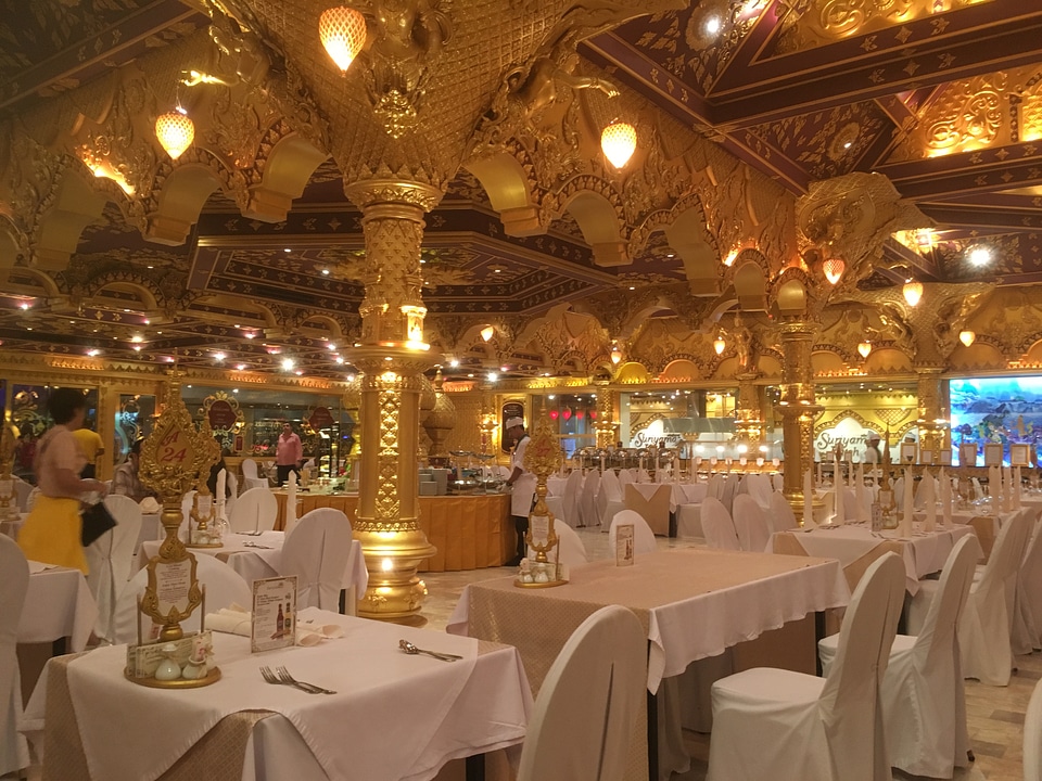 restaurant in Phuket Thailand