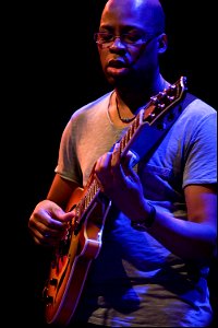 Dave Holland Quartet 14 juli 2015 BIM Amsterdam - Lionel Loueke