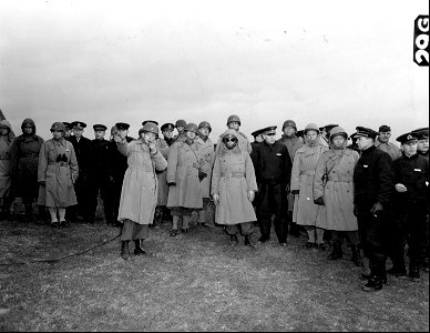 SC 405052 - Lt. Col. Henry G. Leanard Jr. explaining assault tactics to Russian naval officers and party. U.S. Assault Training Center. 21 February, 1944.
